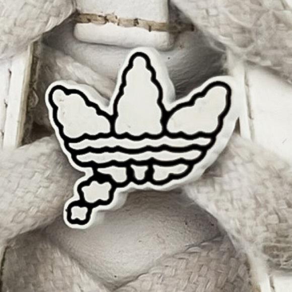 Adidas Superstar Shell Toe White Black Striped Cartoon Bubble Sneakers Youth 4 - Picture 10 of 15